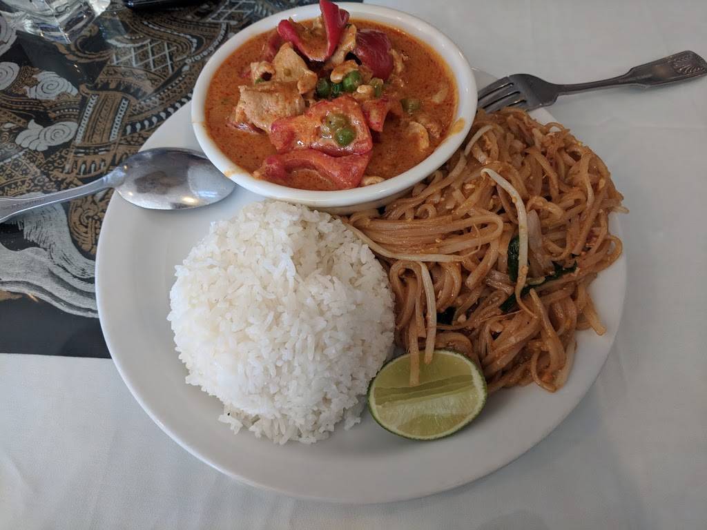 Thai Country | restaurant | 151 W Bullard Ave, Clovis, CA 93612, USA | 5592986697 OR +1 559-298-6697