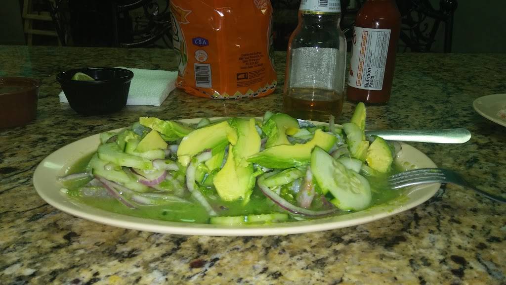 Mariscos El Viejito | restaurant | 9311 San Fernando Rd, Sun Valley, CA 91352, USA | 8187682436 OR +1 818-768-2436