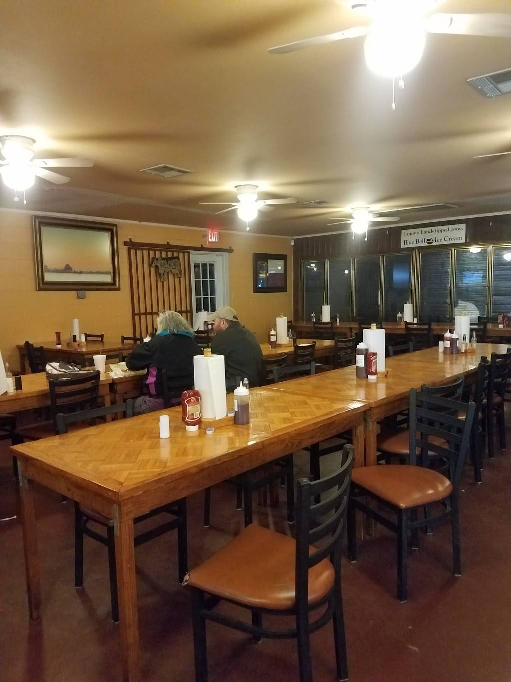 Donns BBQ | restaurant | 10003 FM 969, Austin, TX 78724, USA | 5129280229 OR +1 512-928-0229