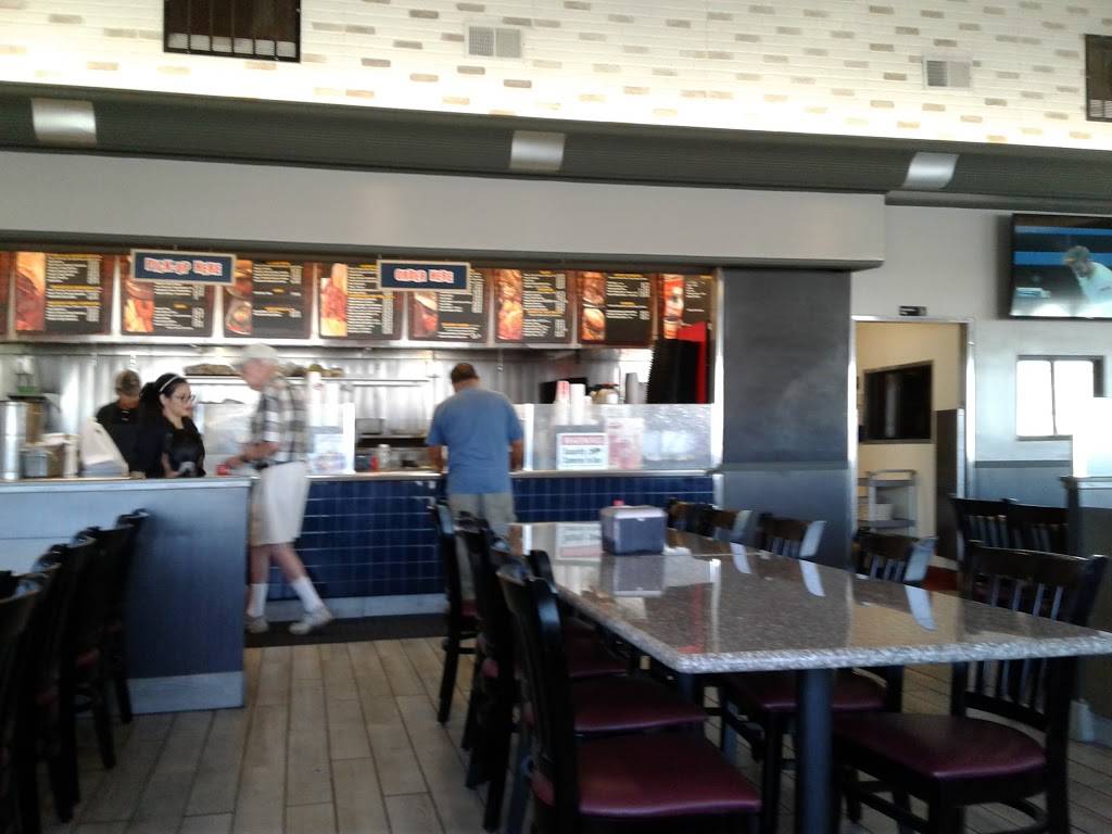 Bravo Burgers | restaurant | 1911 W Redlands Blvd, Redlands, CA 92373, USA | 9097986378 OR +1 909-798-6378