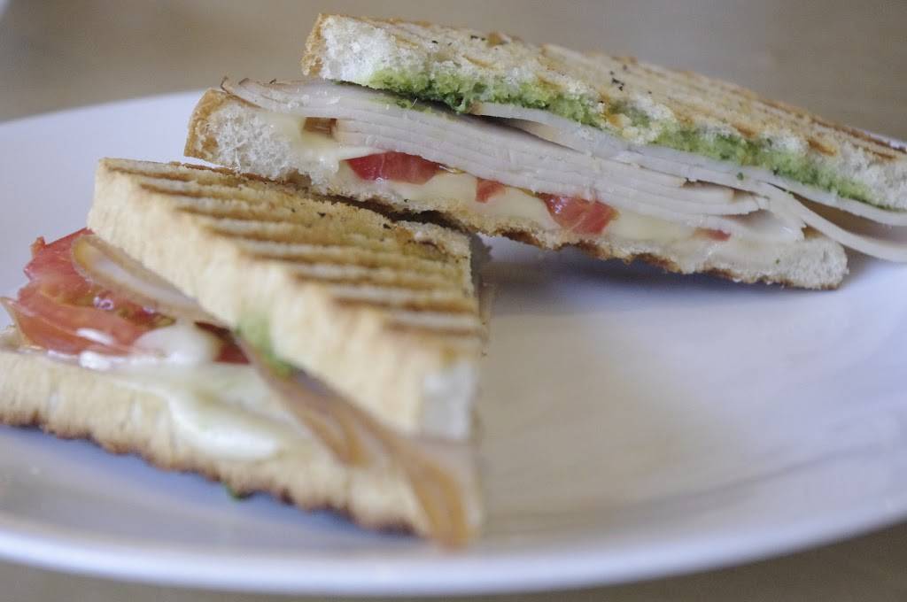 The Creek Cafe | cafe | 110 E Old Andrew Johnson Hwy, Jefferson City, TN 37760, USA | 8653089084 OR +1 865-308-9084