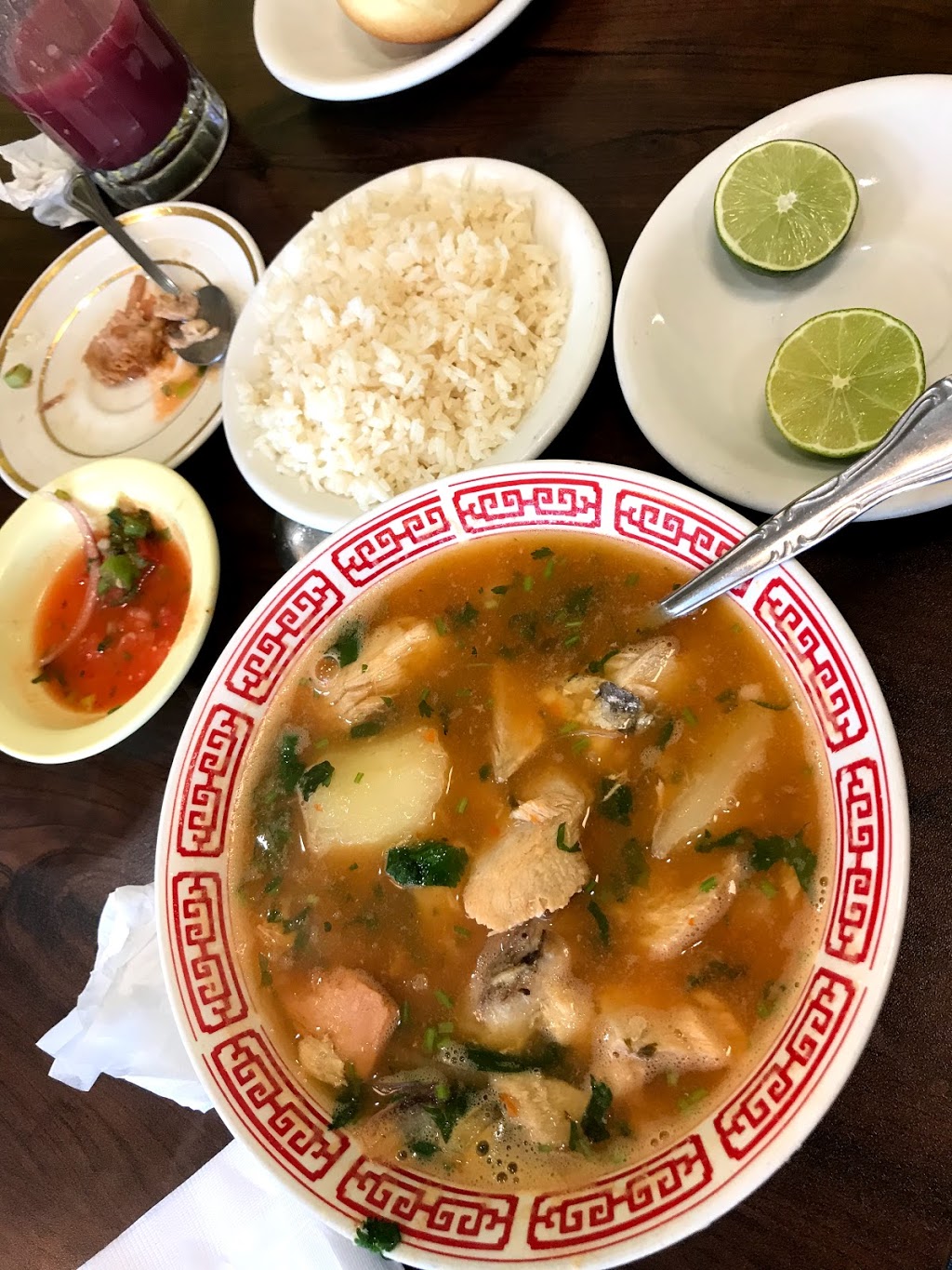 Delicias Crucita - Comida Ecuatoriana | restaurant | 3810 N Central Ave, Chicago, IL 60634, USA | 7086697151 OR +1 708-669-7151