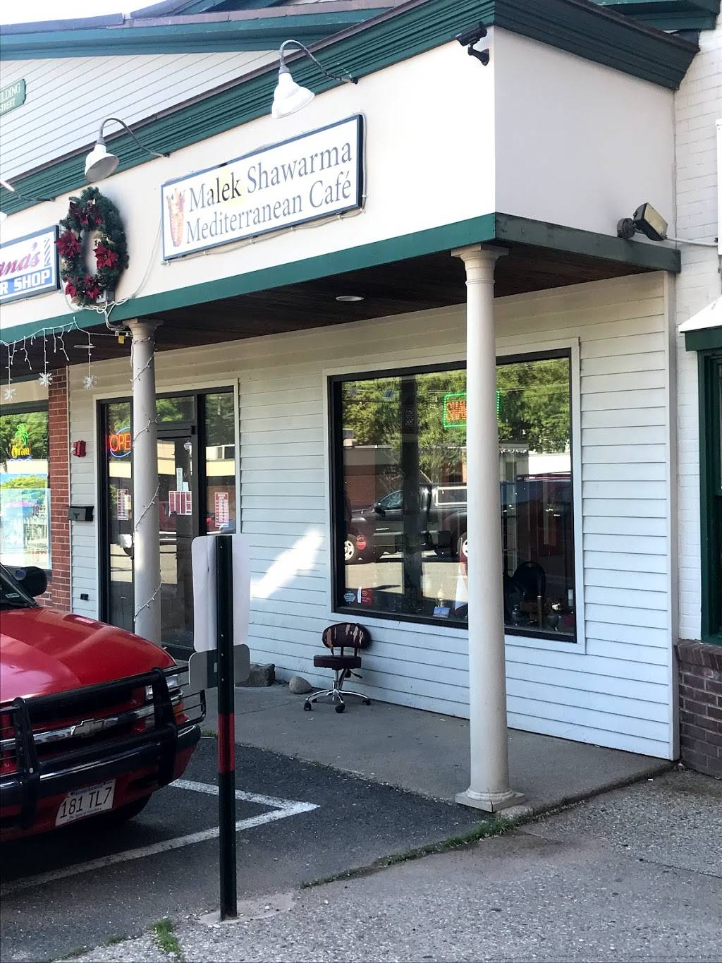 Malek Shawarma | restaurant | 11 E Pleasant St, Amherst, MA 01002, USA | 4132303357 OR +1 413-230-3357