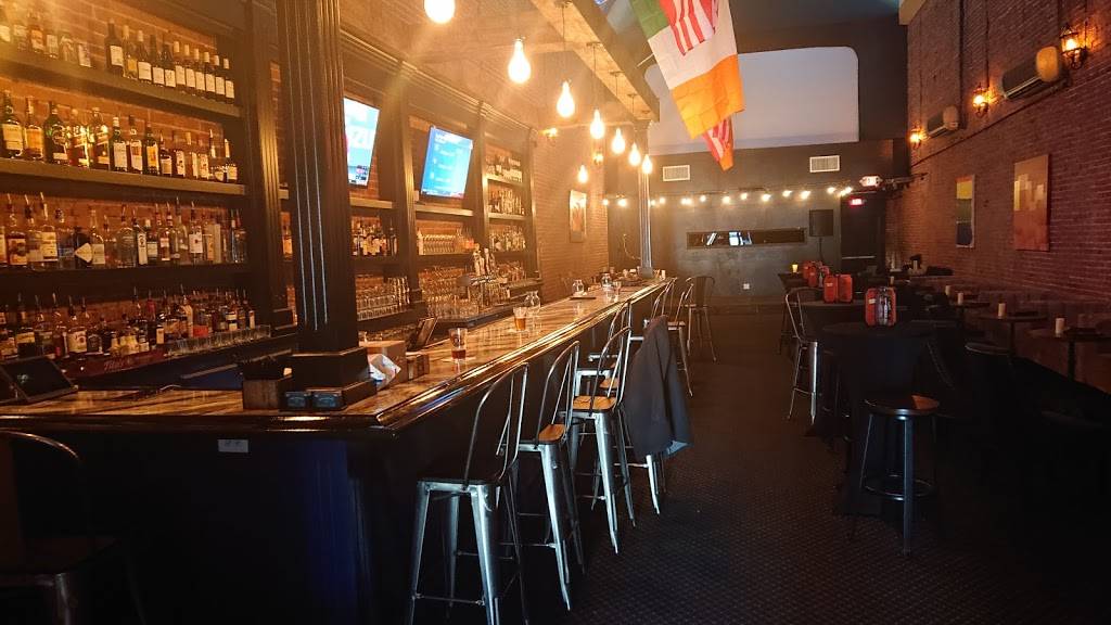 Vorshay’s Cocktail Lounge | restaurant | 417 E Douglas Ave, Wichita, KS 67202, USA | 3162659606 OR +1 316-265-9606