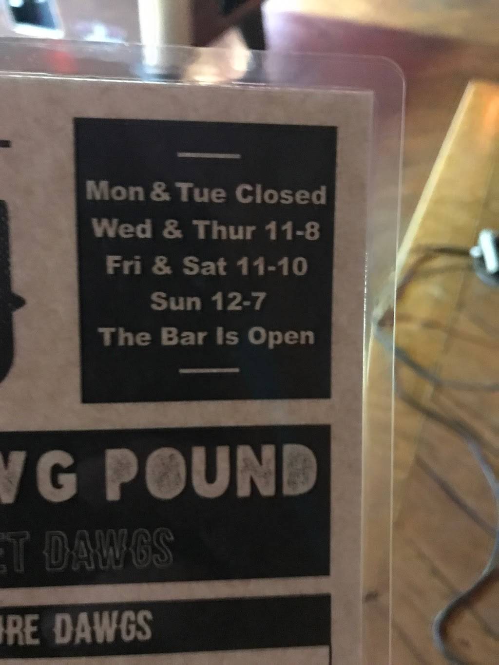 The Dawg Pound Gourmet Dawgs | restaurant | 1524 Freas Ave, Berwick, PA 18603, USA | 5708542396 OR +1 570-854-2396