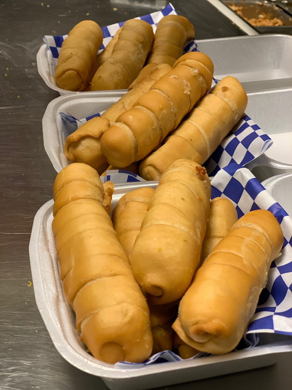 Sabor Caribe | restaurant | 662 Madison Ave, Memphis, TN 38103, USA | 9014255889 OR +1 901-425-5889