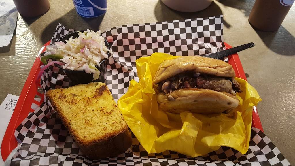 Moes Original BBQ - Lakewood | restaurant | 2589 S Lewis Way, Lakewood, CO 80227, USA | 3039847427 OR +1 303-984-7427