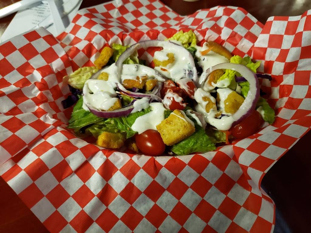 Wild Wings  n Things | restaurant | 3609 Austin Bluffs Pkwy #16, Colorado Springs, CO 80918, USA | 7195745888 OR +1 719-574-5888