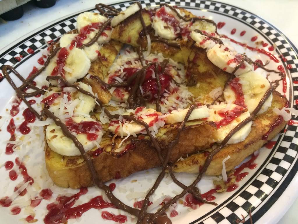 Cozy Corner Restaurant and Pancake House | bakery | 2294 N Milwaukee Ave, Chicago, IL 60647, USA | 7732762215 OR +1 773-276-2215