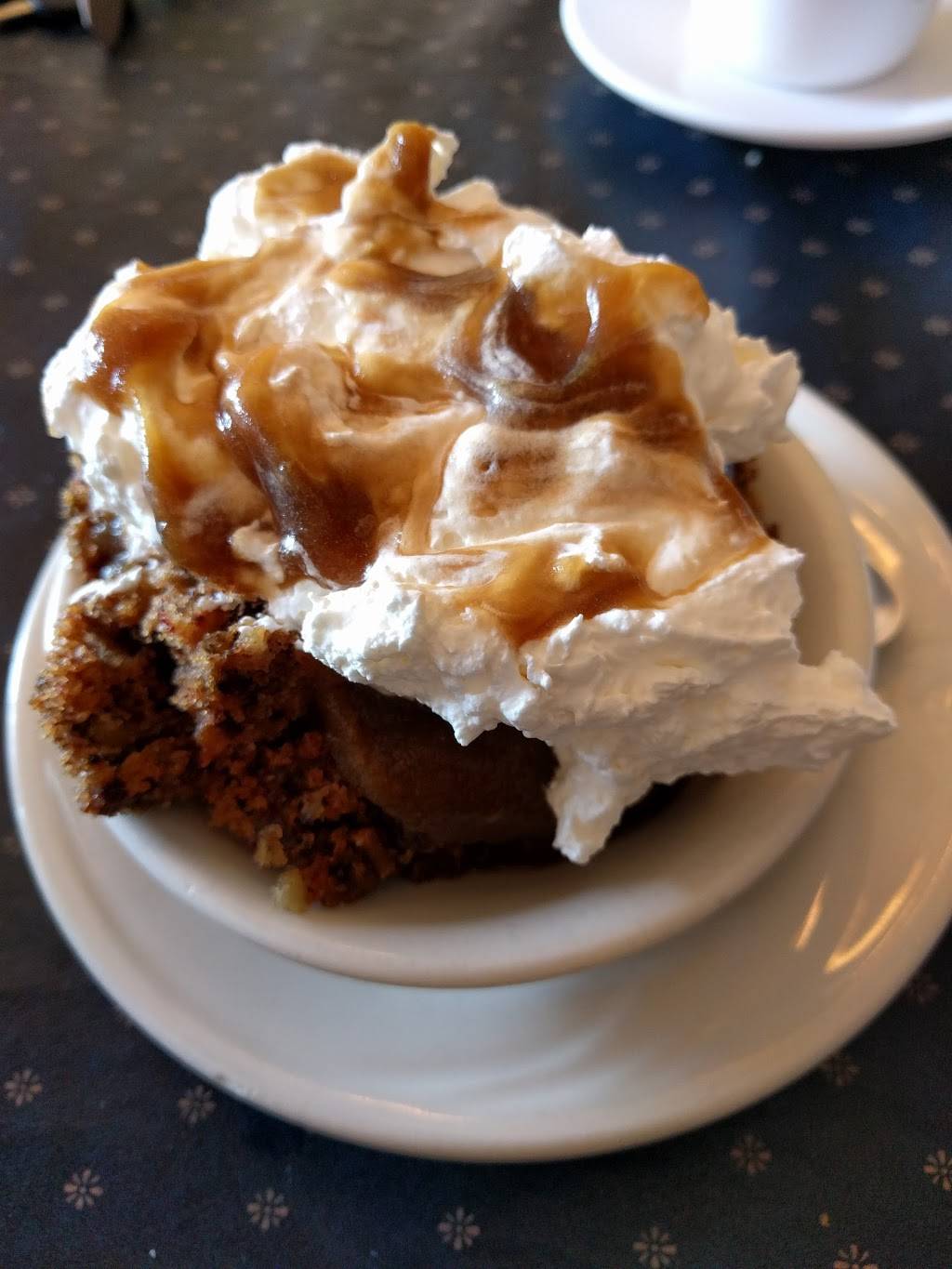 Des Dutch Essenhaus | restaurant | 176 N Market St, Shreve, OH 44676, USA | 3305672212 OR +1 330-567-2212