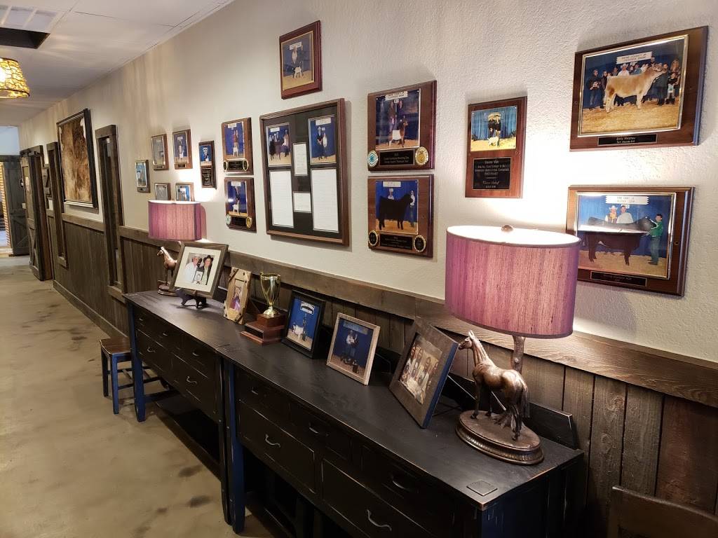 Mugsys Grubhouse | restaurant | 215 W Chicago Ave, Yale, OK 74085, USA | 9183874200 OR +1 918-387-4200