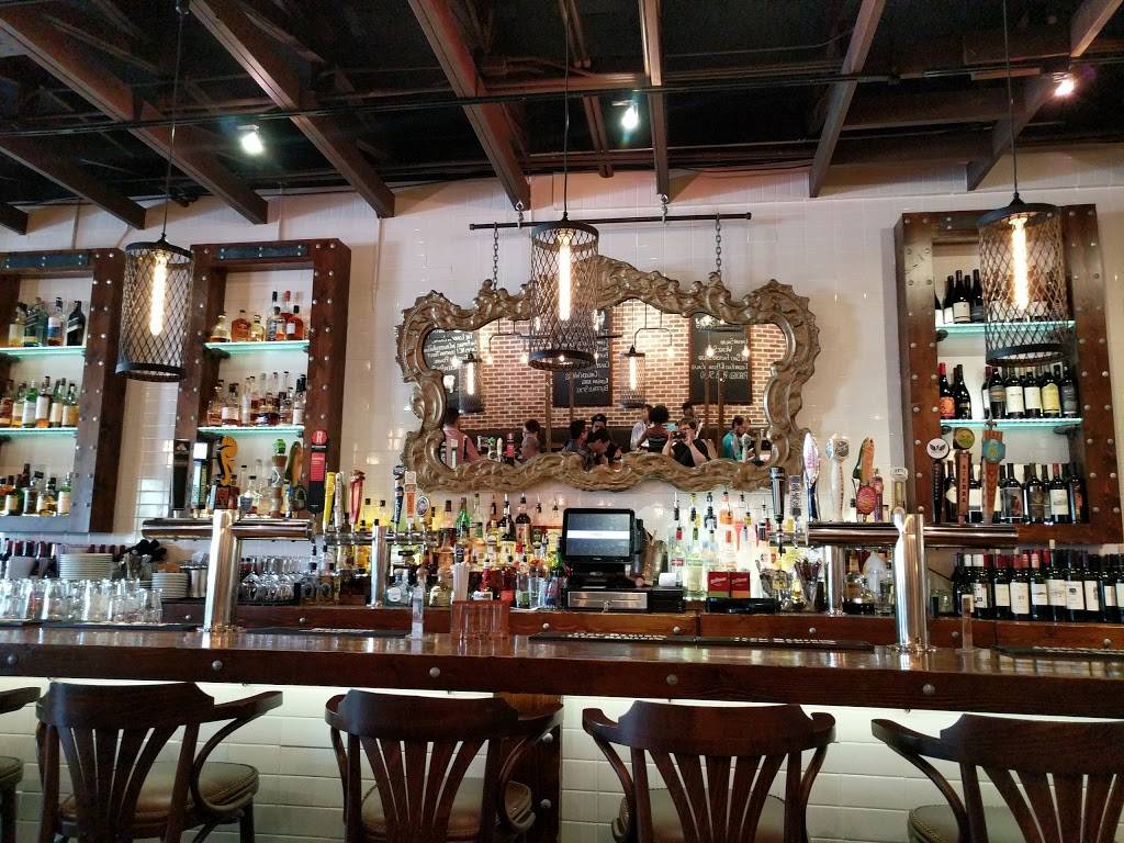 Salt Factory Pub | restaurant | 102 S Main St, Alpharetta, GA 30009, USA | 7707521888 OR +1 770-752-1888