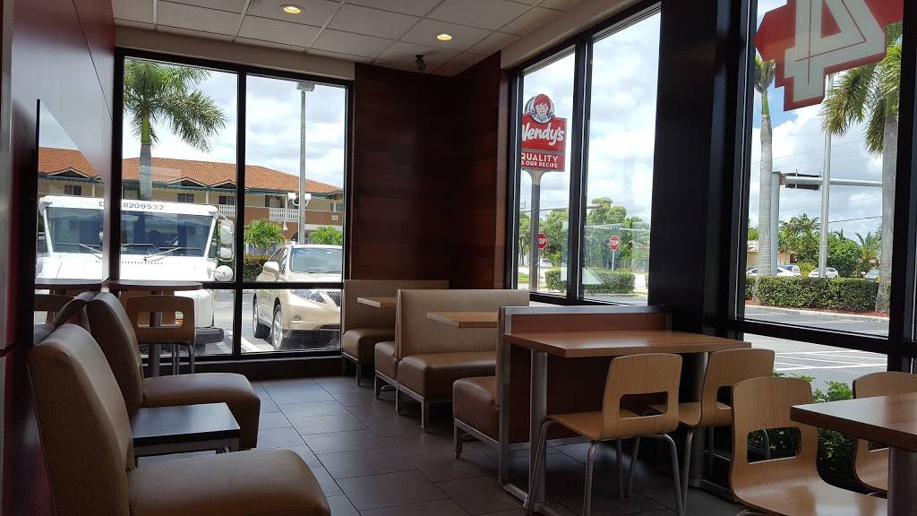 Wendys | restaurant | 7560 NW 186th St, Hialeah, FL 33015, USA | 3058261355 OR +1 305-826-1355