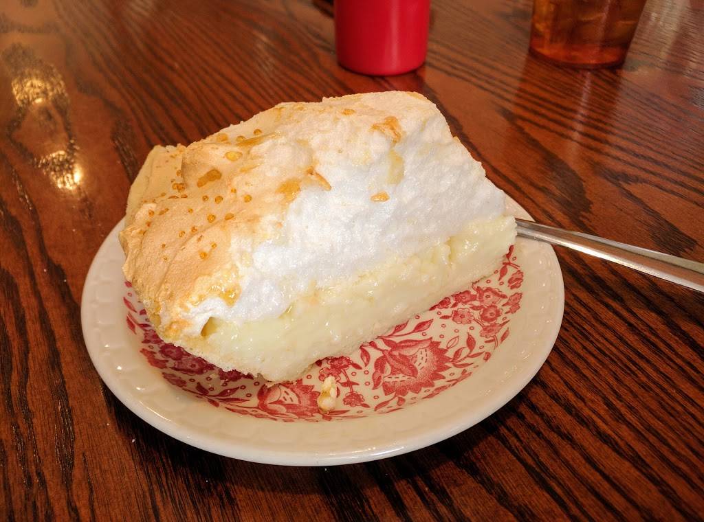 The Cornerstone Inn | restaurant | 201 5th St, Beverly, OH 45715, USA | 7409840011 OR +1 740-984-0011