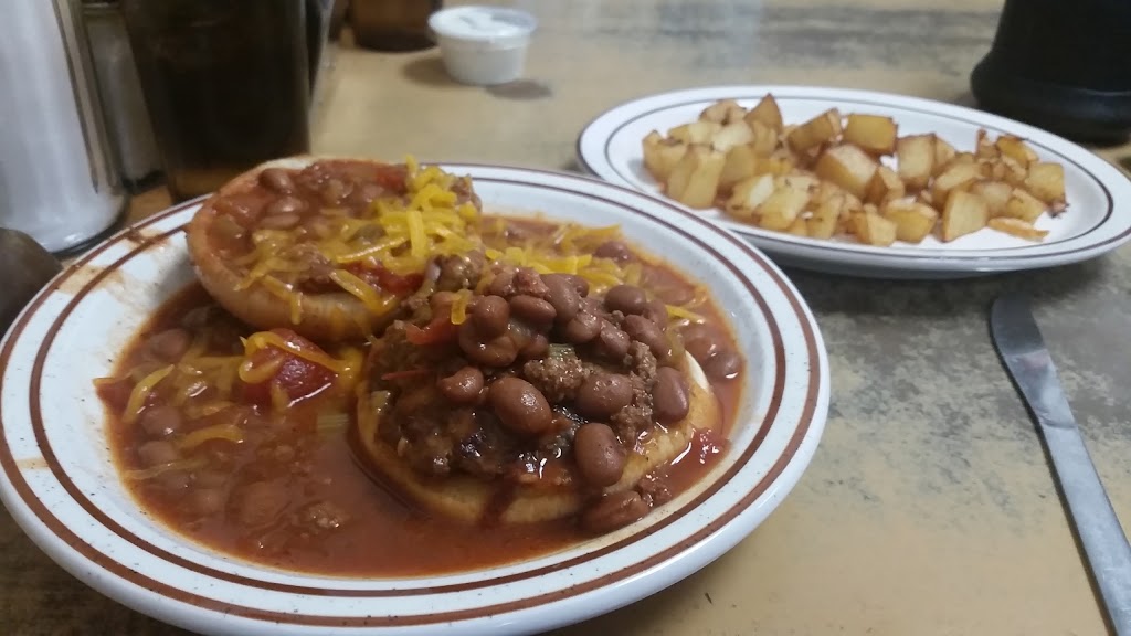 Sandys Cafe | restaurant | 1601 Minnesota Ave, Benson, MN 56215, USA | 3208432125 OR +1 320-843-2125