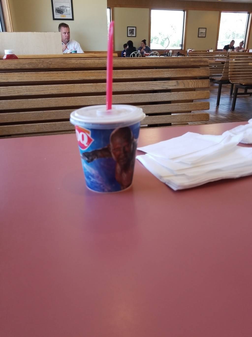 Dairy Queen Store | restaurant | 506 W Hondo Ave, Devine, TX 78016, USA | 8306635639 OR +1 830-663-5639