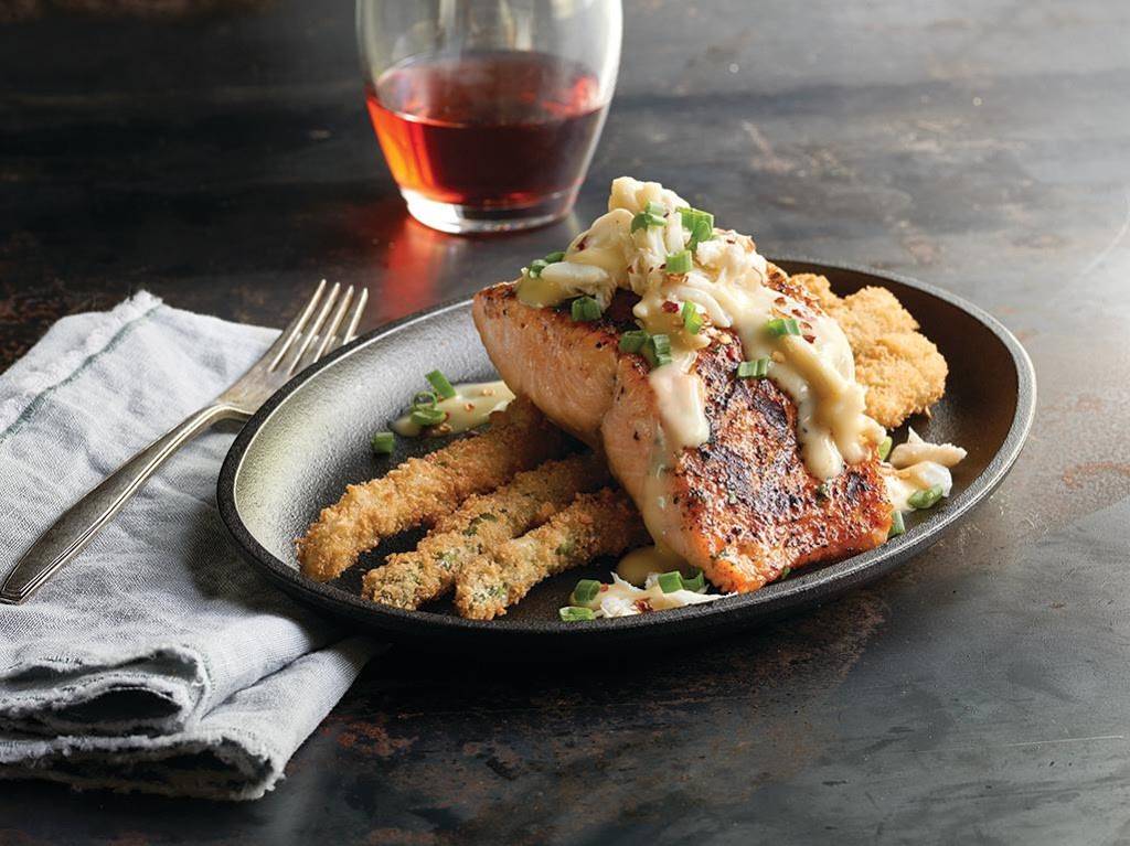 Saltgrass Steak House | restaurant | 4400 East Fwy, Baytown, TX 77521, USA | 2814210163 OR +1 281-421-0163