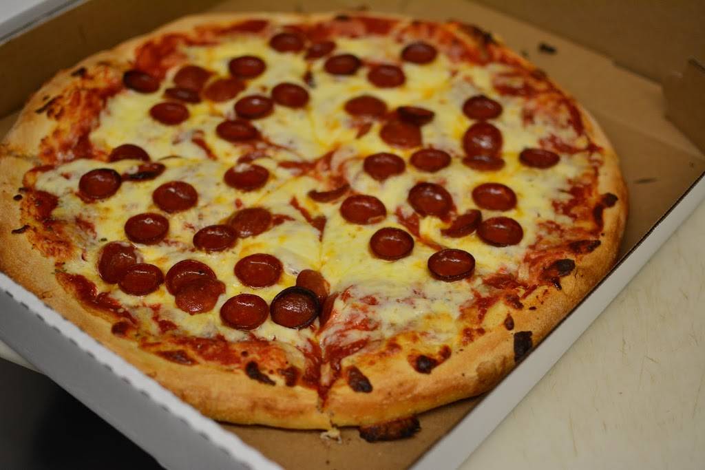 Ginos Pizza Place | restaurant | 351 Fries Rd, Tonawanda, NY 14150, USA | 7168368020 OR +1 716-836-8020