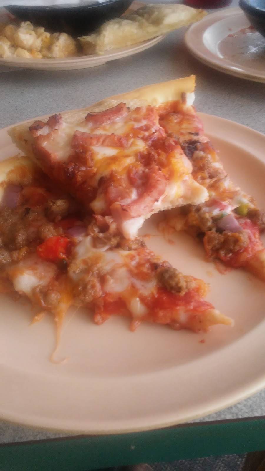 M V Pizza | restaurant | 15 Pelzer Ave, Williamston, SC 29697, USA | 8648475788 OR +1 864-847-5788