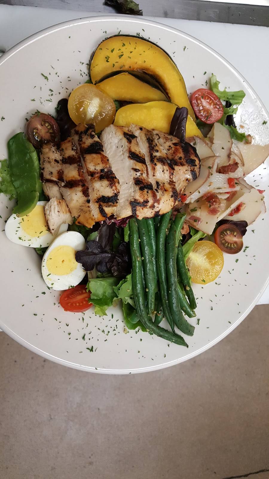 The Peak | restaurant | 78491 US-40, Winter Park, CO 80482, USA | 9707267951 OR +1 970-726-7951