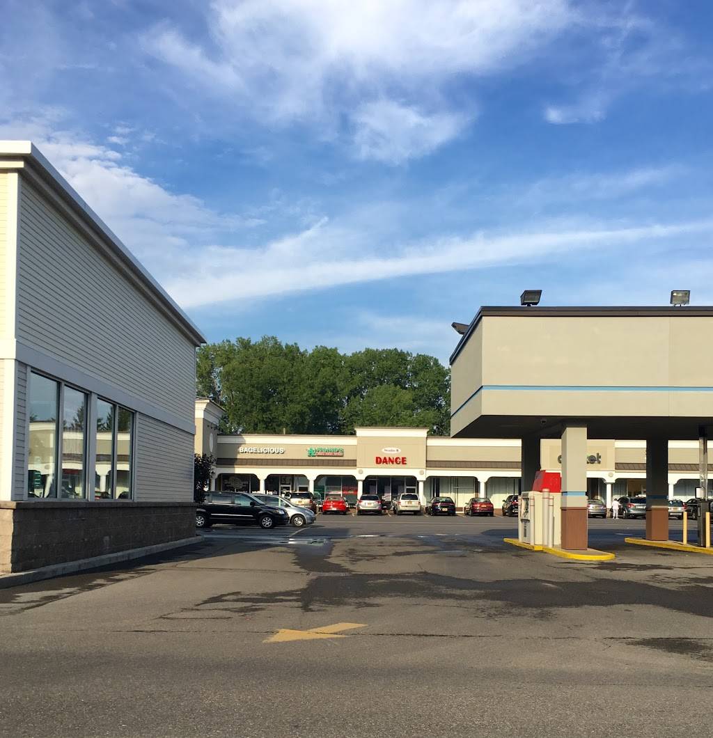 Bayberry Fish Cove | restaurant | 7608 Oswego Rd #20, Liverpool, NY 13090, USA | 3156521454 OR +1 315-652-1454