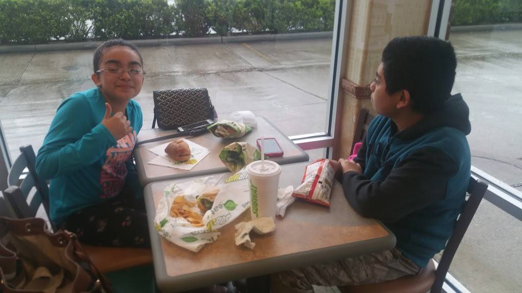 Subway Restaurants | restaurant | 4009 Red Bluff Rd, Pasadena, TX 77503, USA | 2815426868 OR +1 281-542-6868
