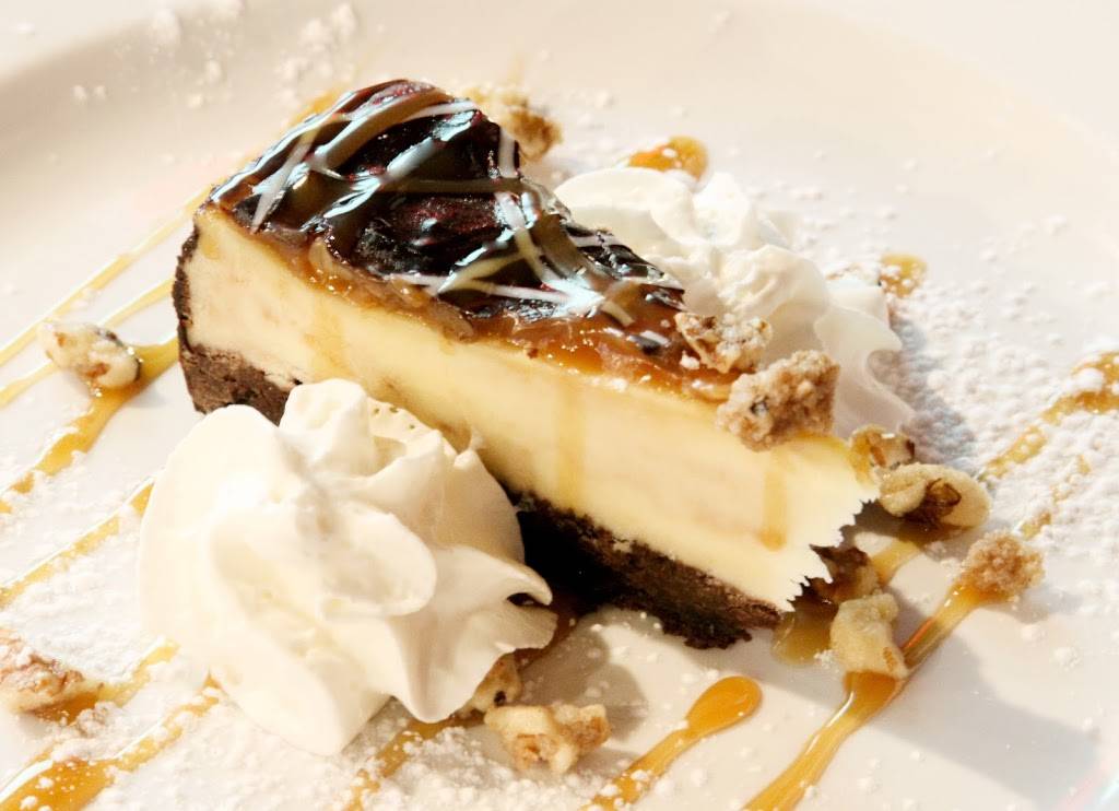 Mackenzies High Park | restaurant | 1982 Bloor St W, Toronto, ON M6P 3K9, Canada | 4167677246 OR +1 416-767-7246