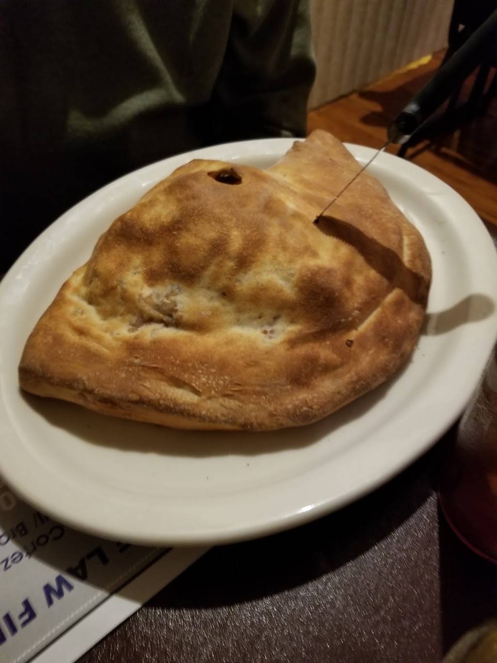 Gennaros Pizza | restaurant | 7375 Commercial Way, Weeki Wachee, FL 34613, USA | 3528357903 OR +1 352-835-7903