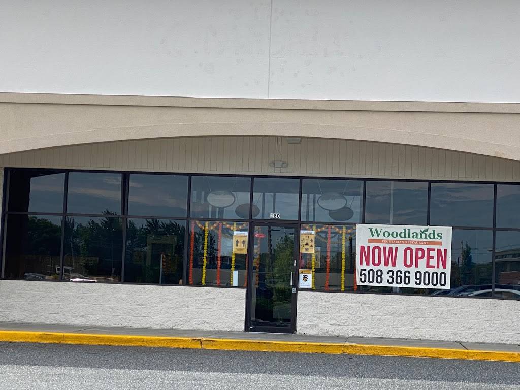 Woodlands | restaurant | 290 Turnpike Rd Suite 180, Westborough, MA 01581, USA | 5083669000 OR +1 508-366-9000