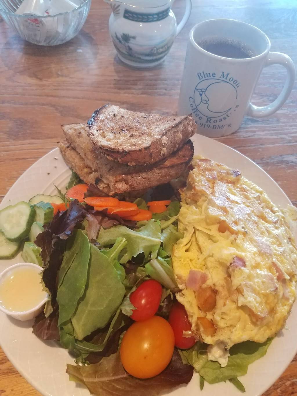 Auntie Cathies Kitchen | cafe | 159 Main St, Agawam, MA 01001, USA | 4137880022 OR +1 413-788-0022