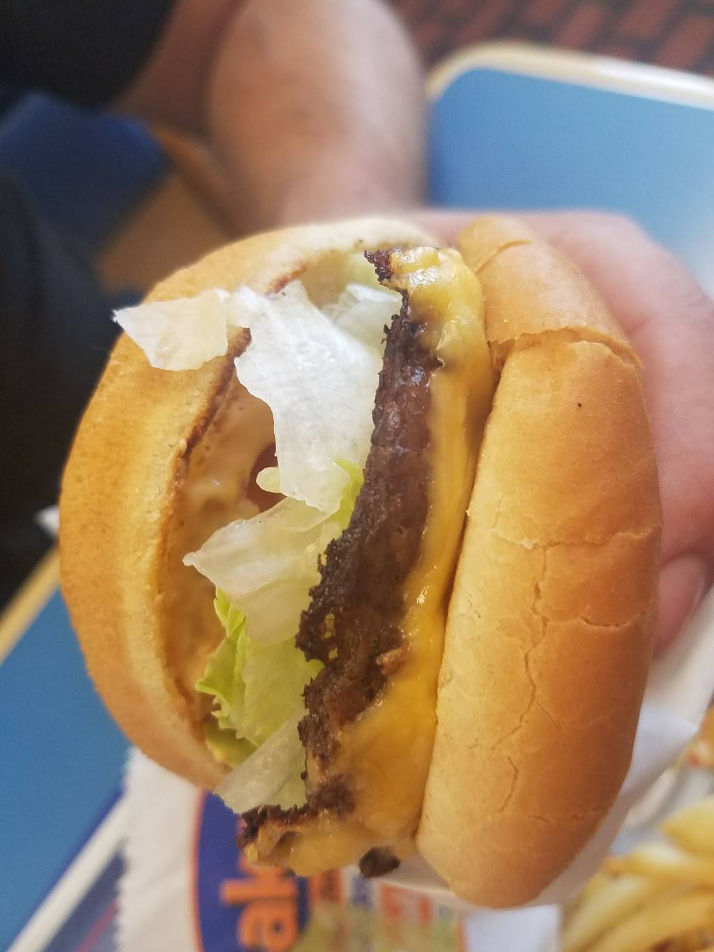 Bakers Drive-Thru | restaurant | 529 Beaumont Ave, Beaumont, CA 92223, USA | 9098845233 OR +1 909-884-5233