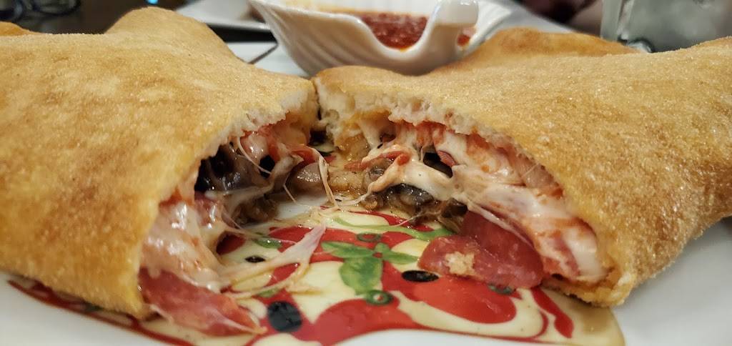 Mangia Mangia (Oakville) | restaurant | 1395 Abbeywood Dr Unit #1, Oakville, ON L6M 3B2, Canada | 2893863000 OR +1 289-386-3000