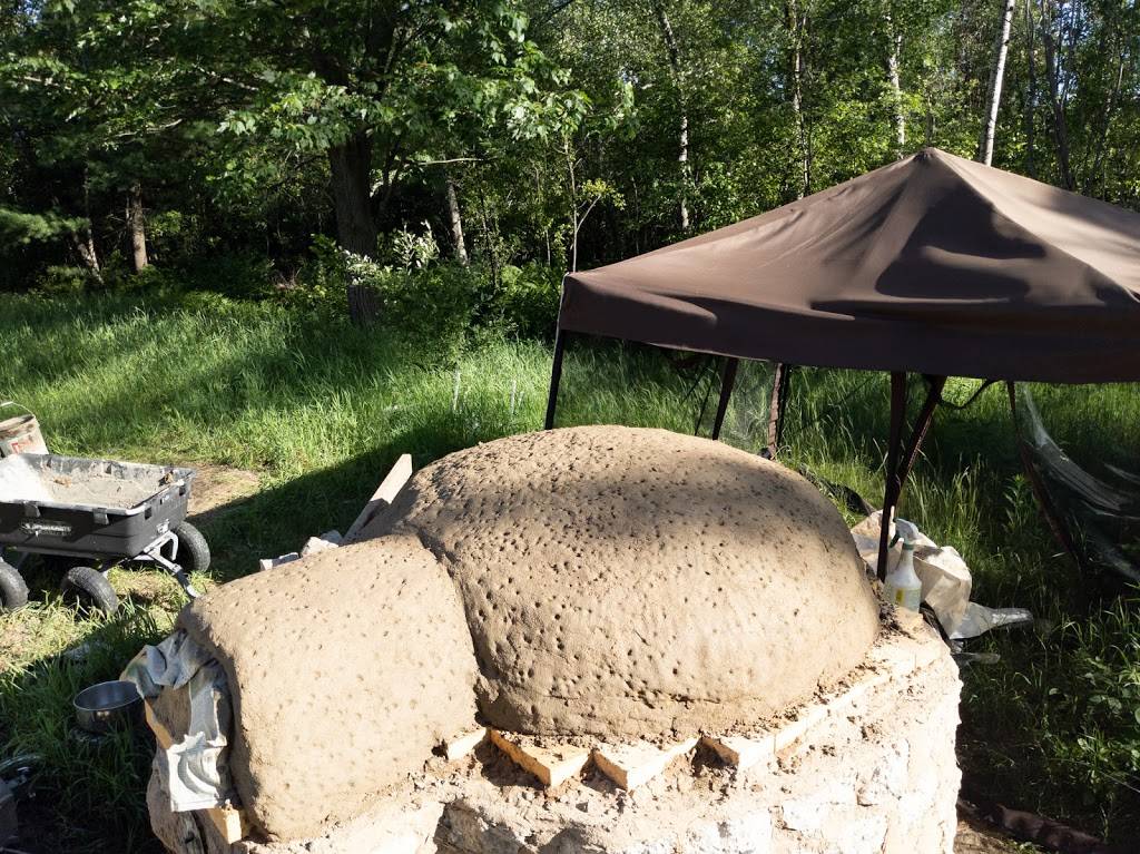 Lukes Place on 131 | restaurant | 790 S Cedar St, Kalkaska, MI 49646, USA | 2312538286 OR +1 231-253-8286