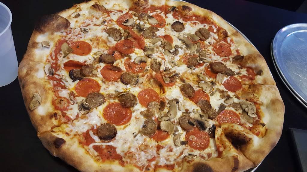 Serious Pizza | restaurant | 2807 Elm St, Dallas, TX 75226, USA | 2147619999 OR +1 214-761-9999