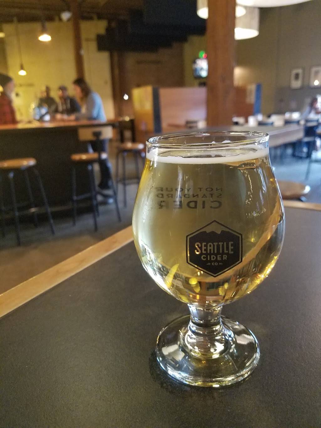 The Woods | restaurant | 4660 Ohio Ave S, Seattle, WA 98134, USA | 2067620490 OR +1 206-762-0490