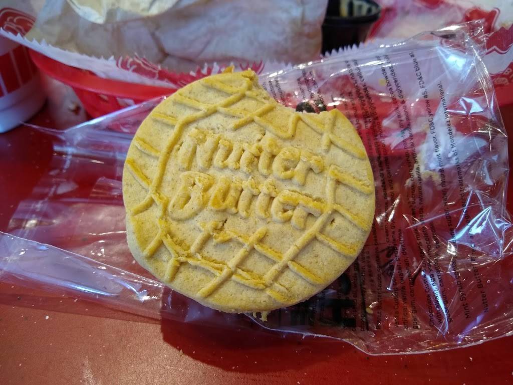 Freddys Frozen Custard & Steakburgers | restaurant | 2550 Central Ave SE #200, Albuquerque, NM 87106, USA | 5052688942 OR +1 505-268-8942