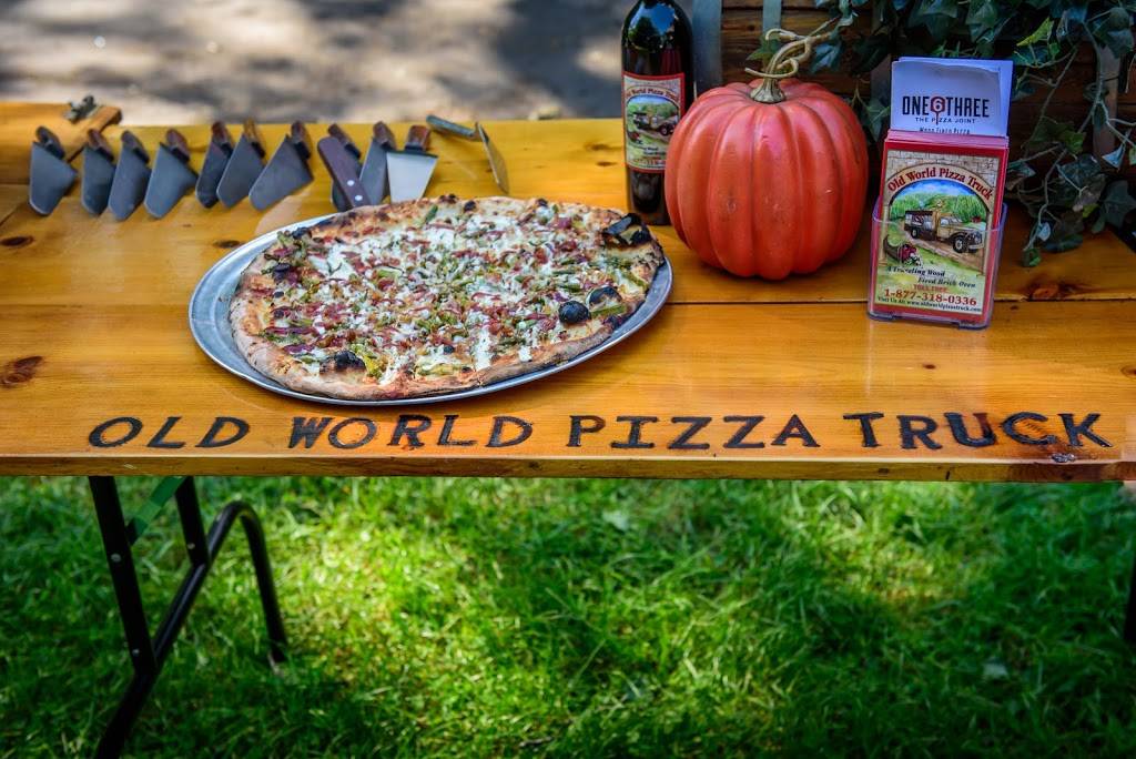 Old World Pizza Truck | restaurant | 163 Foster St, New Haven, CT 06511, USA | 8773180336 OR +1 877-318-0336
