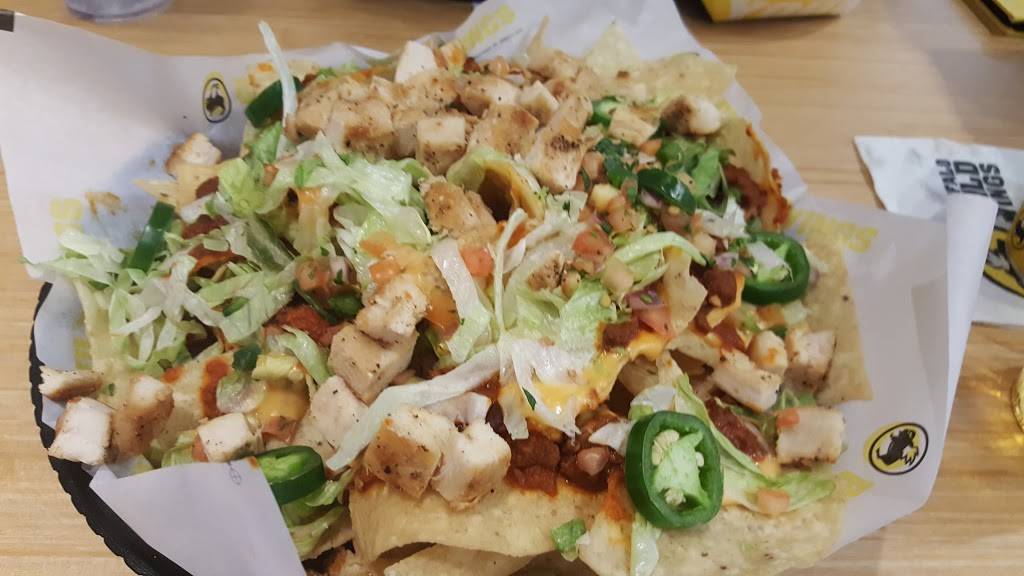 Buffalo Wild Wings | restaurant | 15800 North Fwy, Houston, TX 77090, USA | 2814430760 OR +1 281-443-0760