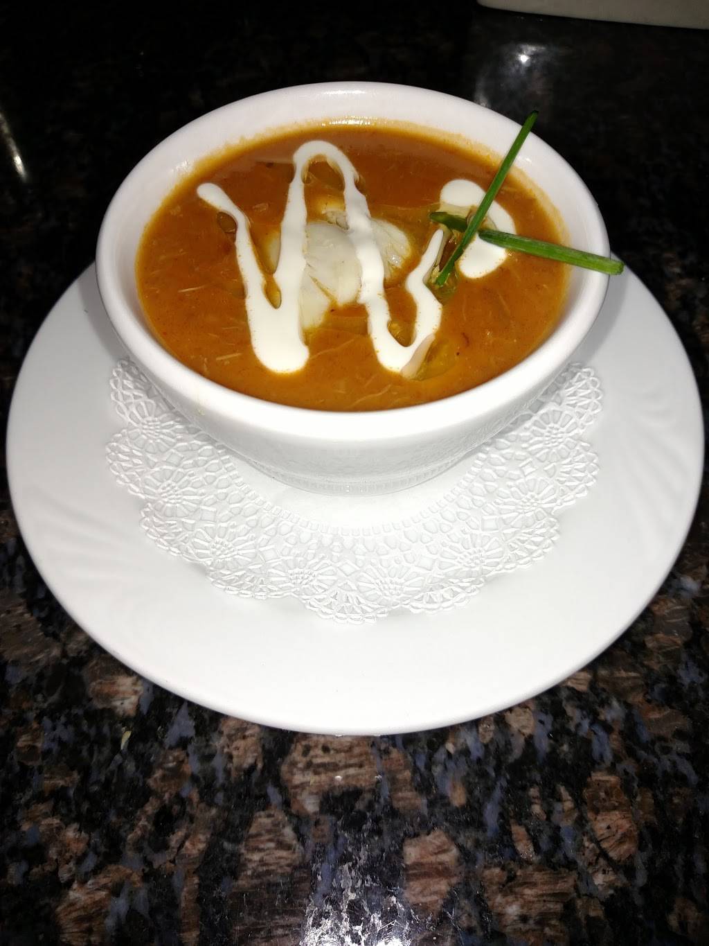 Echo Bistro & Wine Bar | restaurant | 5803 Kingston Pike, Knoxville, TN 37919, USA | 8656022090 OR +1 865-602-2090