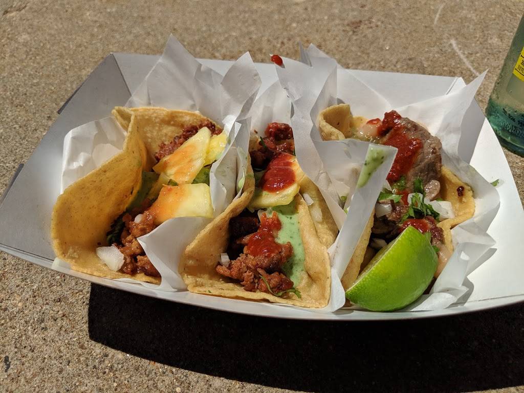 Mazorca Tacos | restaurant | 636 S 6th St, Milwaukee, WI 53204, USA | 4148106603 OR +1 414-810-6603