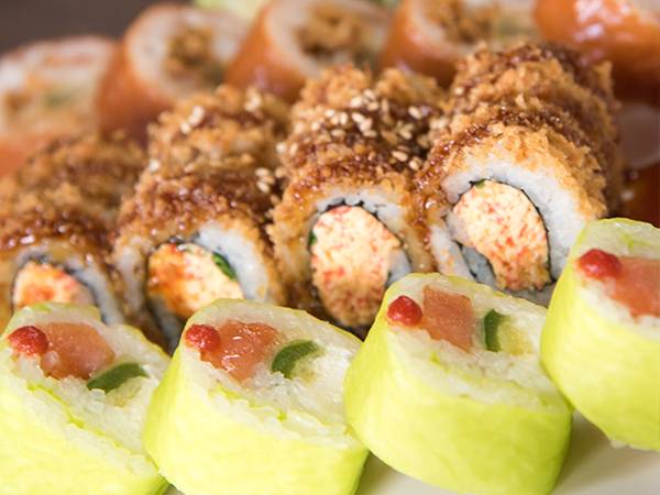 Blue Sushi Sake Grill | restaurant | 4705 Rainbow Blvd, Westwood, KS 66205, USA | 9132366100 OR +1 913-236-6100