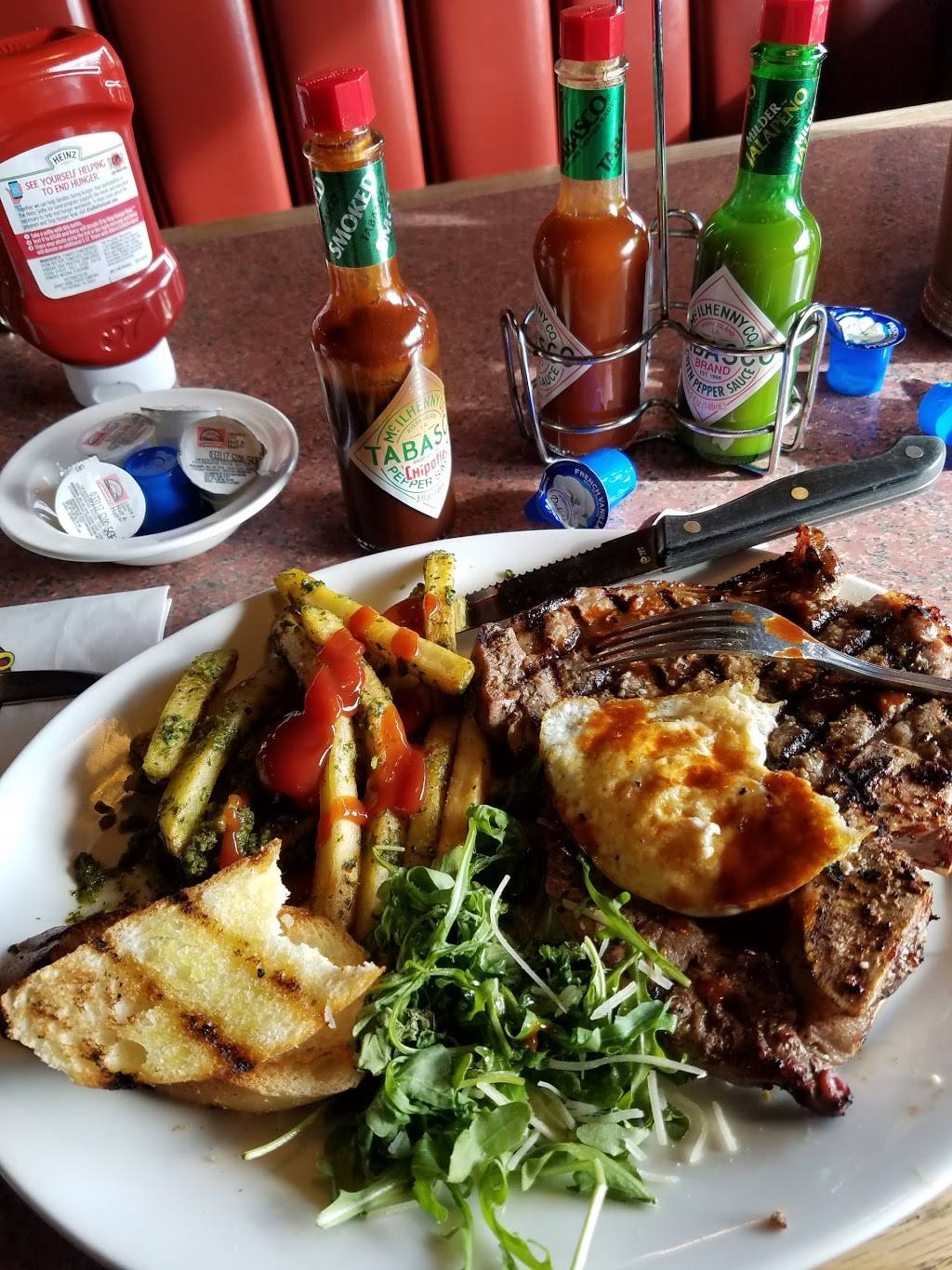 Sharis Cafe and Pies | bakery | 2650 S Santiam Hwy, Lebanon, OR 97355, USA | 5414511207 OR +1 541-451-1207