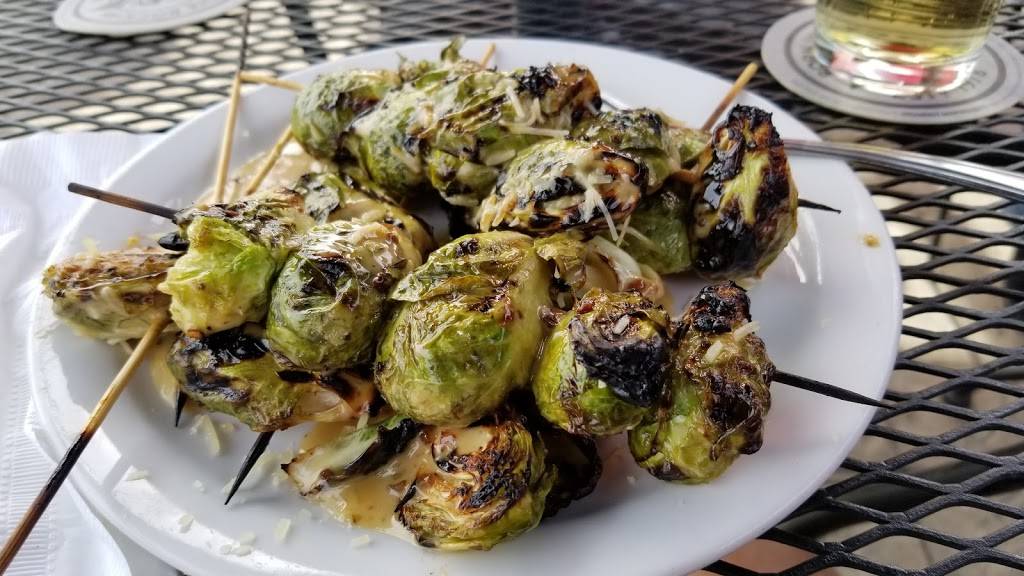 Gators Pub & Eatery | restaurant | 11475 SW Pacific Hwy, Tigard, OR 97223, USA | 5032930356 OR +1 503-293-0356