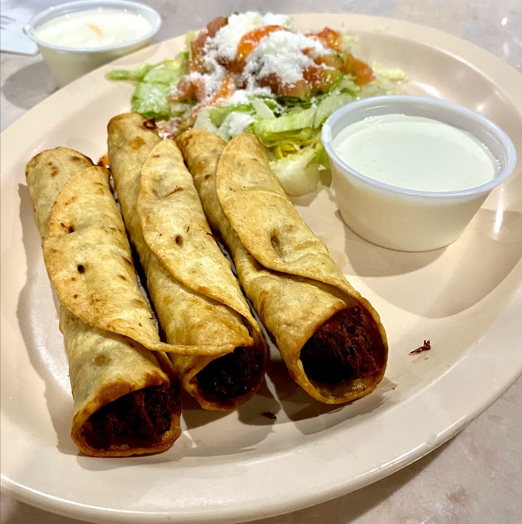 Cabanas | restaurant | 435 SW 8th St, Miami, FL 33130, USA | 3058568488 OR +1 305-856-8488