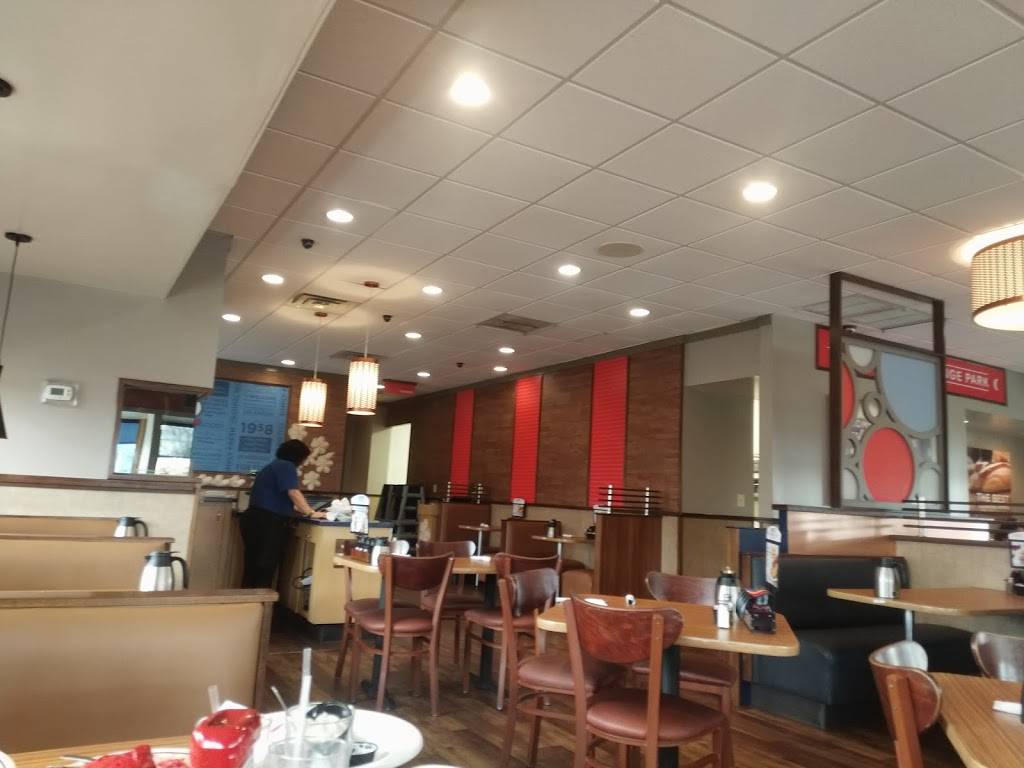 IHOP | restaurant | 315 Blanding Blvd, Orange Park, FL 32073, USA | 9042720690 OR +1 904-272-0690