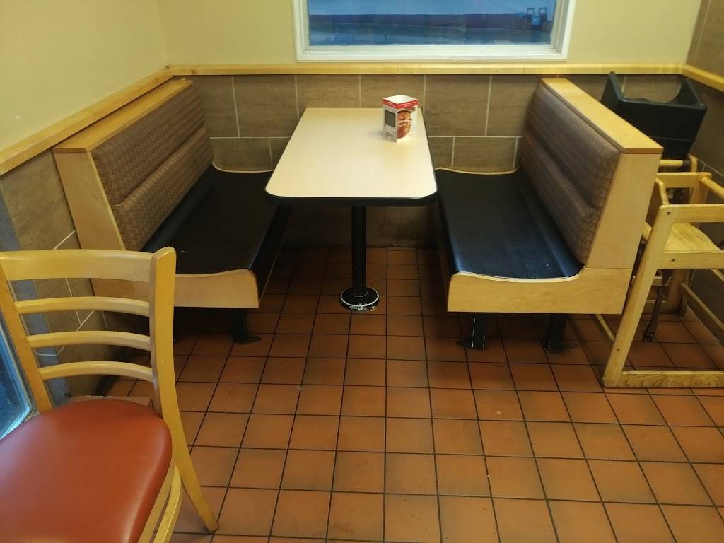 Dairy Queen | restaurant | 258 Water St N, Cambridge, ON N1R 3C2, Canada | 5196220172 OR +1 519-622-0172