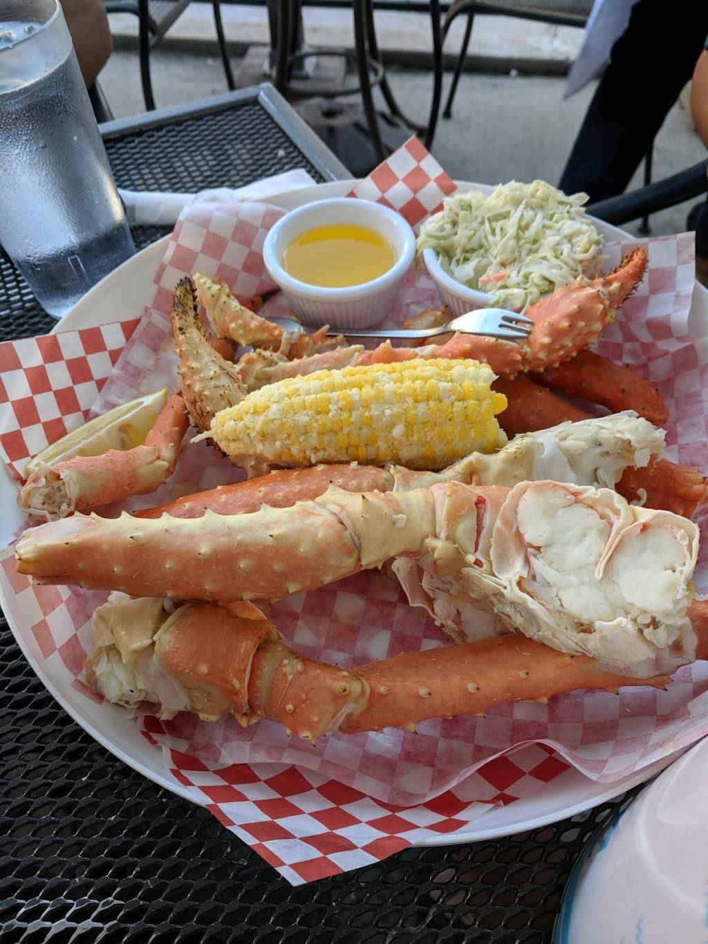 Glenns Diner | restaurant | 1820 W Montrose Ave, Chicago, IL 60613, USA | 7735061720 OR +1 773-506-1720