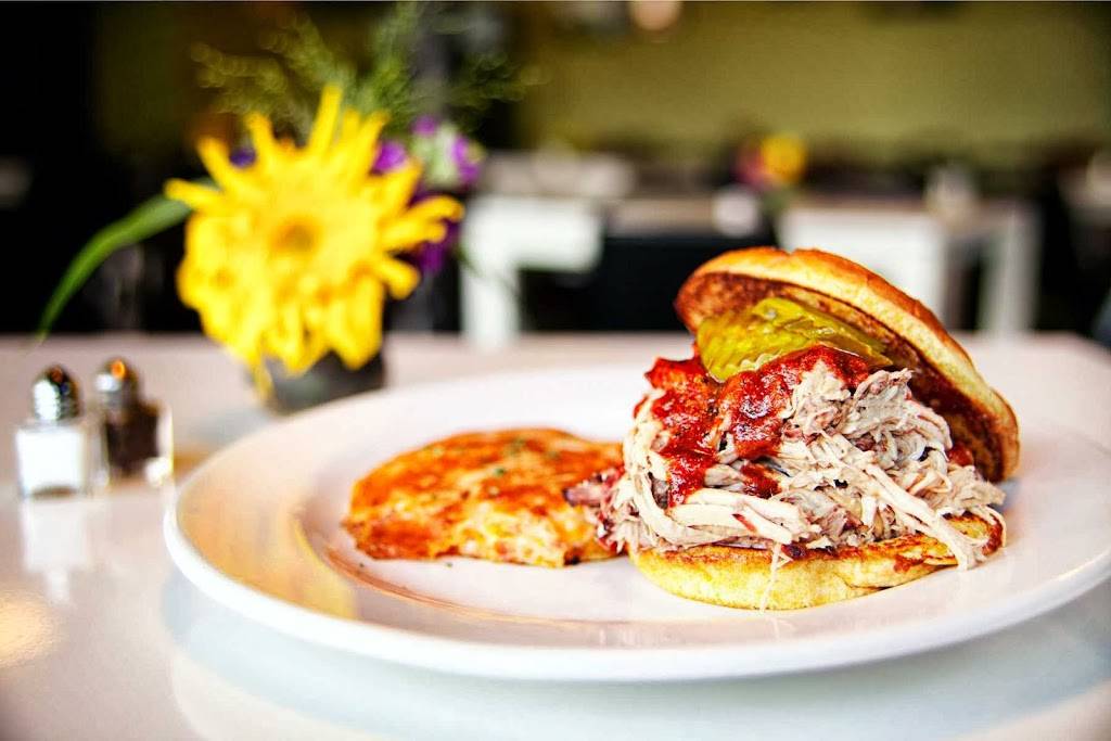 Ricos World Kitchen | restaurant | 306 W Main St, Buford, GA 30518, USA | 6787657518 OR +1 678-765-7518