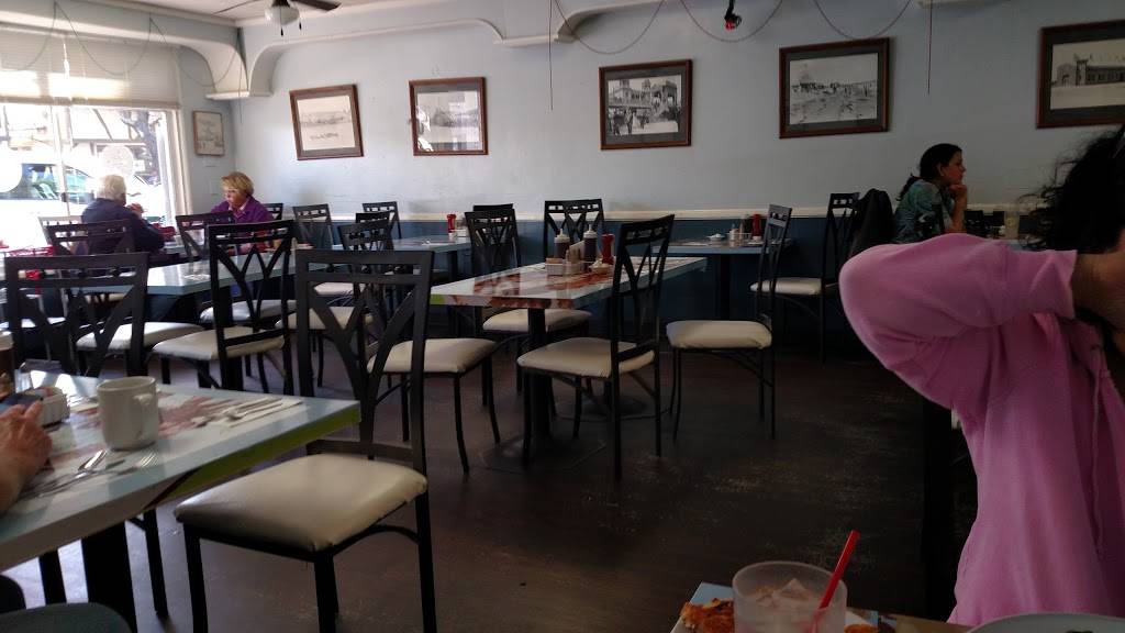 Old Town Cafe | cafe | 137 Main St, Seal Beach, CA 90740, USA | 5624304377 OR +1 562-430-4377