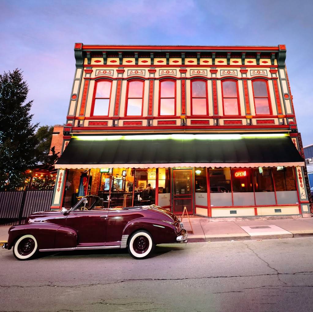 Welchs Ale House | restaurant | 1915 S Calhoun St, Fort Wayne, IN 46802, USA | 2604566542 OR +1 260-456-6542